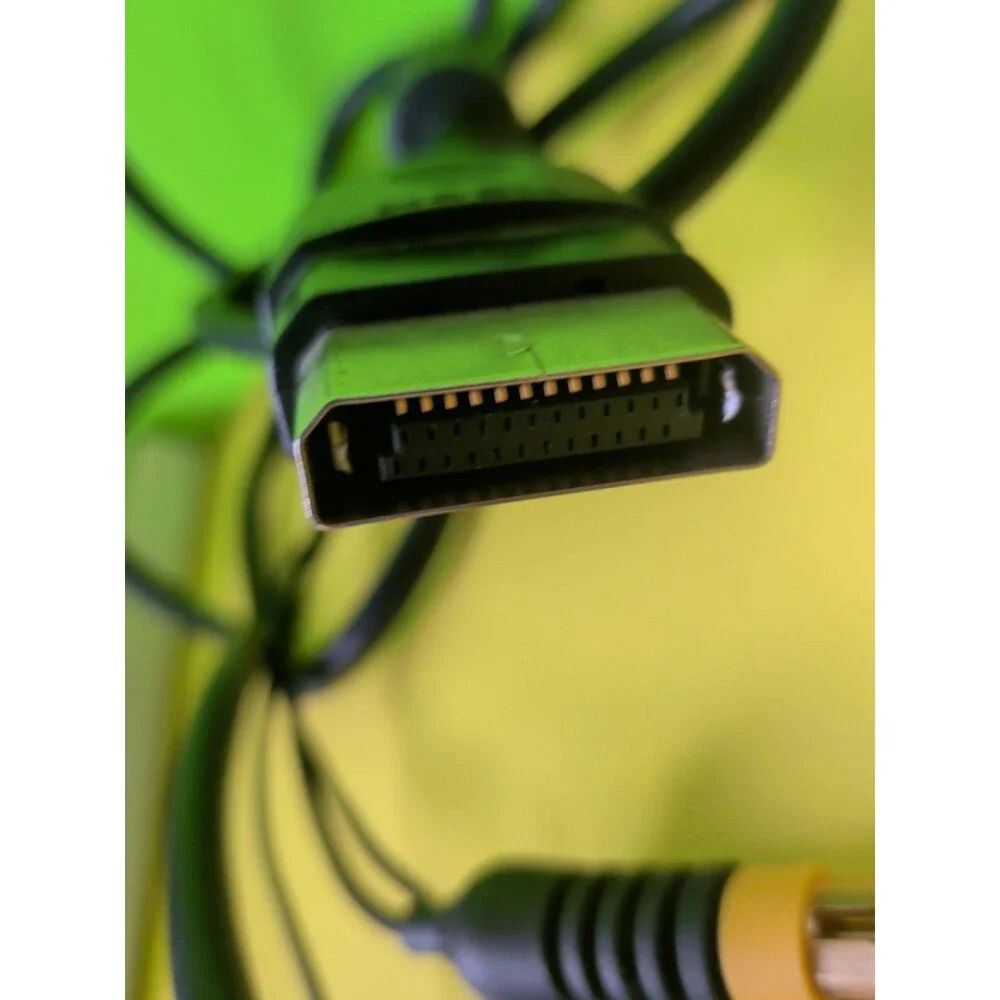 OEM ORIGINAL XBox 1st Gen Hookup Connection Kit Regular AV Cable